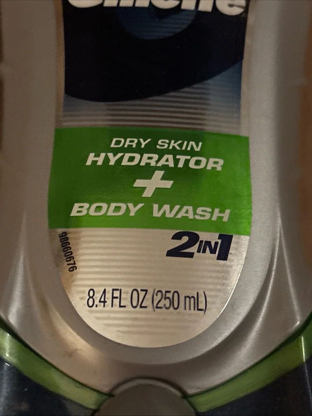 Gillette 2 in 1 hydration + body wash 8.4 Fl Oz NOS